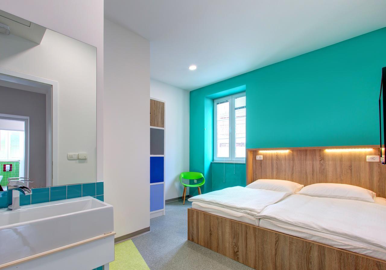 Starmo Hostel موستار المظهر الخارجي الصورة