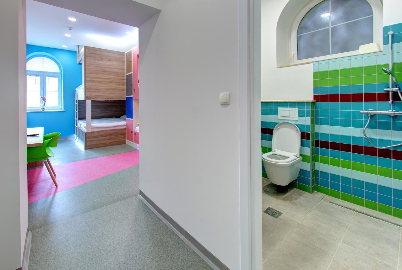 Starmo Hostel موستار المظهر الخارجي الصورة