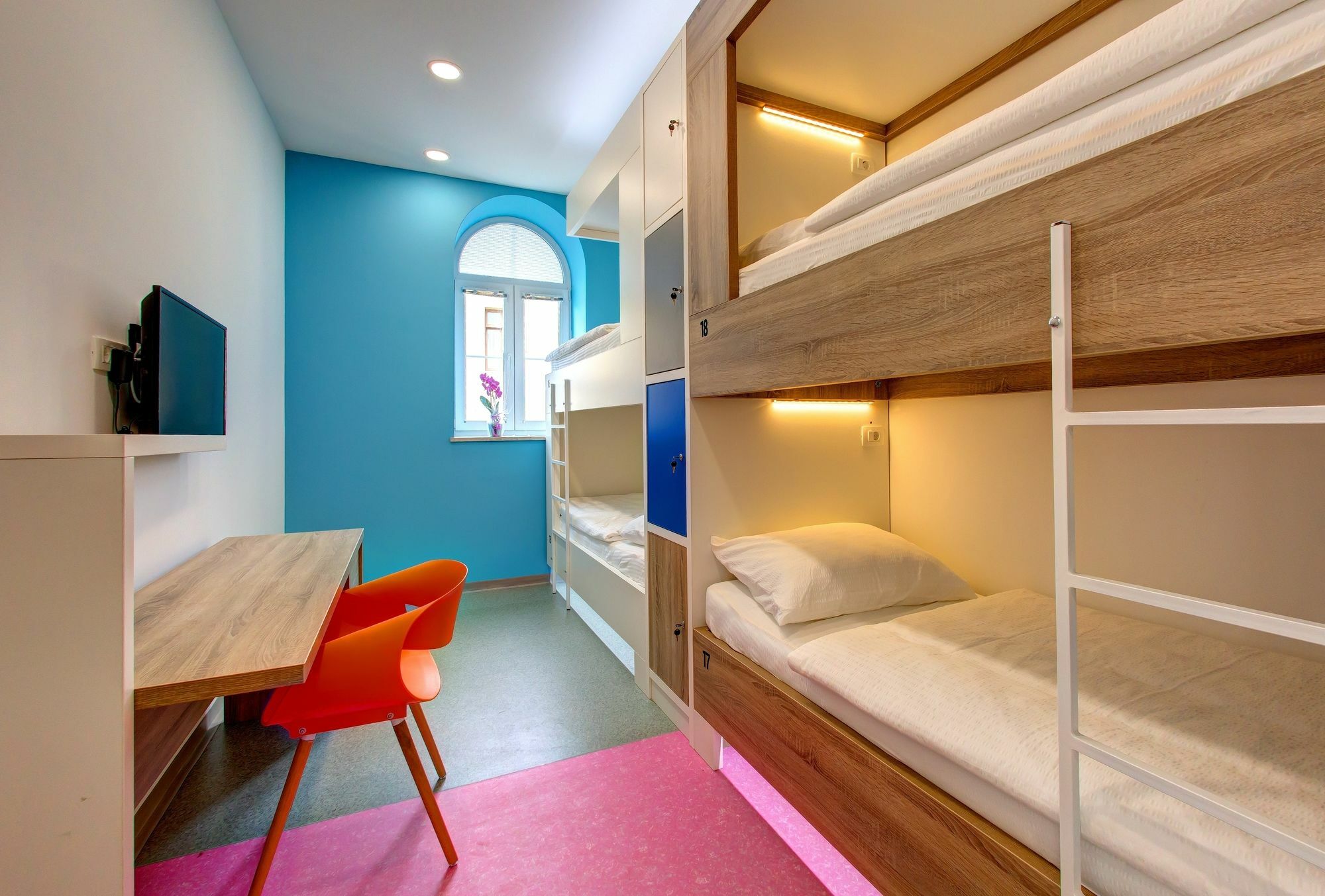 Starmo Hostel موستار المظهر الخارجي الصورة